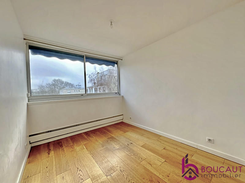 Appartement - 80 m² - 5 pièces