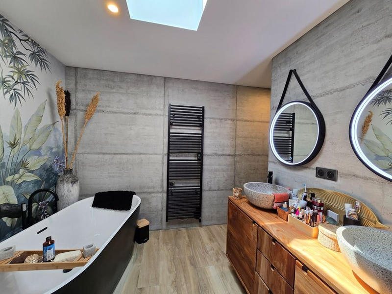 Maison - 122 m² - 5 pièces