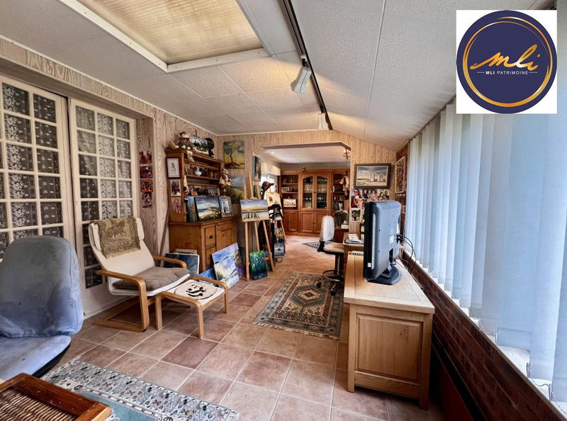 Maison traditionnelle - 175 m² - 8 pièces