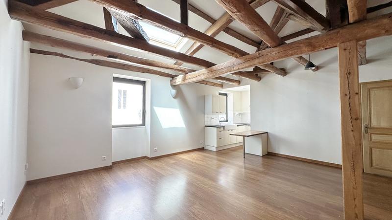 Appartement - 153 m² - 5 pièces