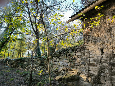 Terrain constructible - 1 070 m²