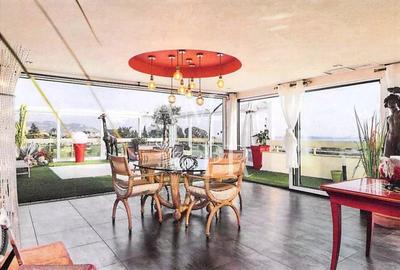 Appartement - 220 m² - 4 pièces