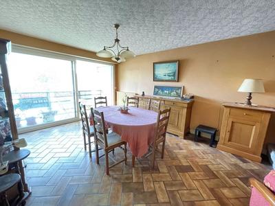 Maison - 151 m² - 7 pièces