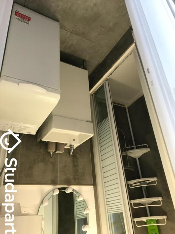 Chambre - 9 m² - 1 pièce