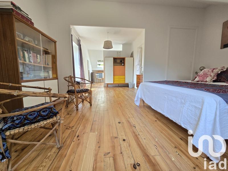 Maison - 196 m² - 7 pièces