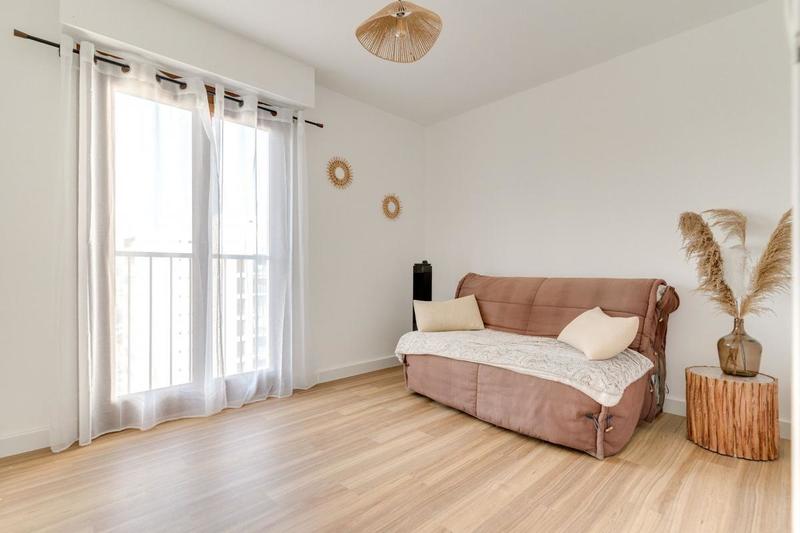 Appartement - 81 m² - 3 pièces