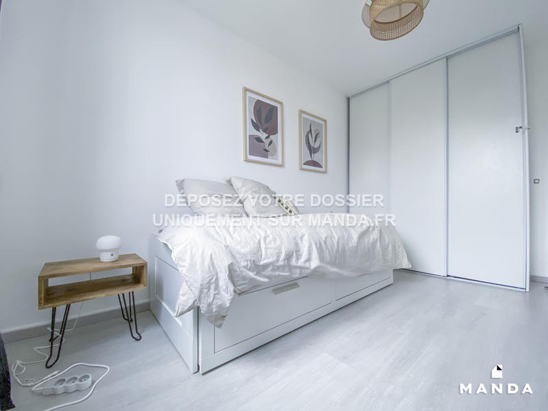 Chambre - 10 m² - 4 pièces