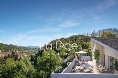 Appartement - 89 m² - 4 pièces