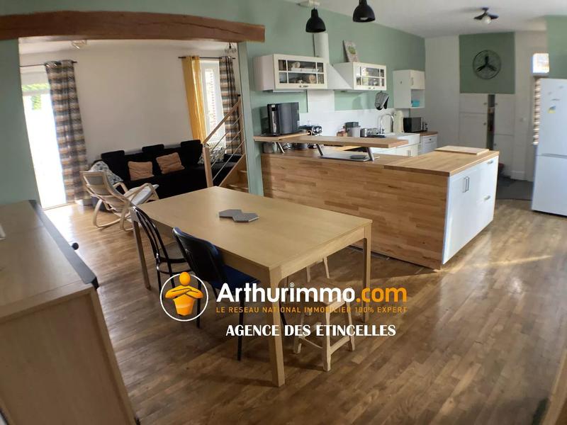 Maison - 110 m² - 5 pièces