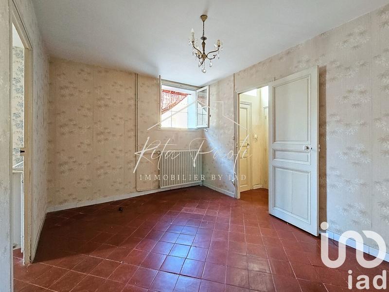 Maison - 203 m² - 9 pièces