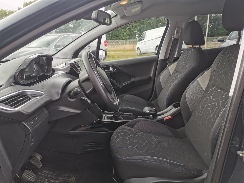 Peugeot 2008 1.2 Ptech 110 ch Signature