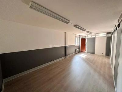 Bureau - 100 m² - 4 pièces