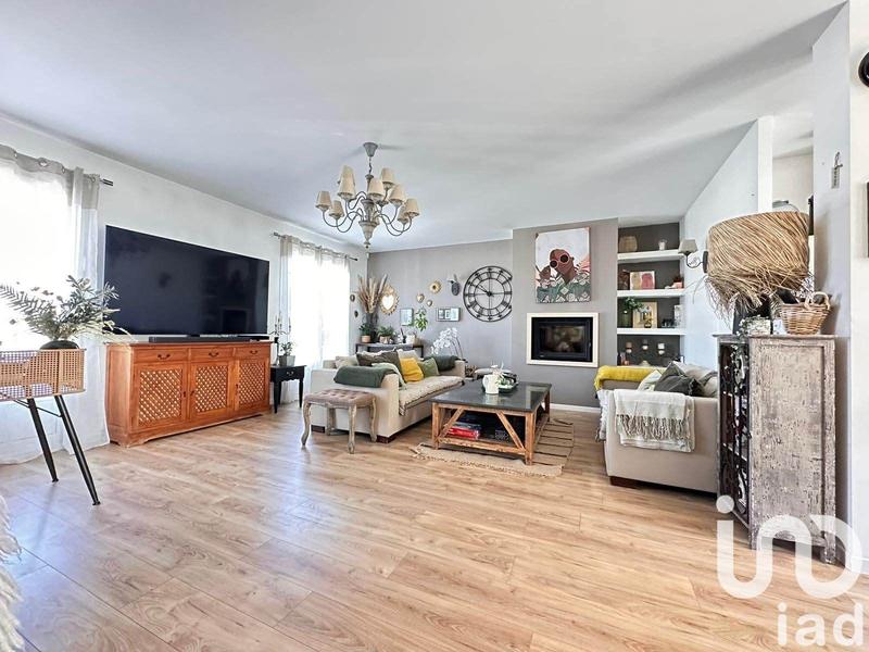 Maison - 200 m² - 7 pièces