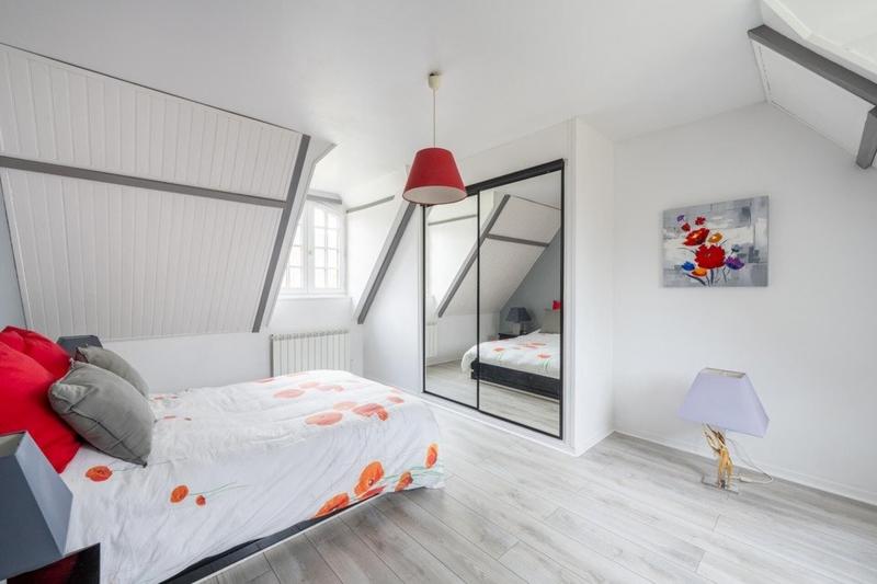 Maison - 168 m² - 7 pièces