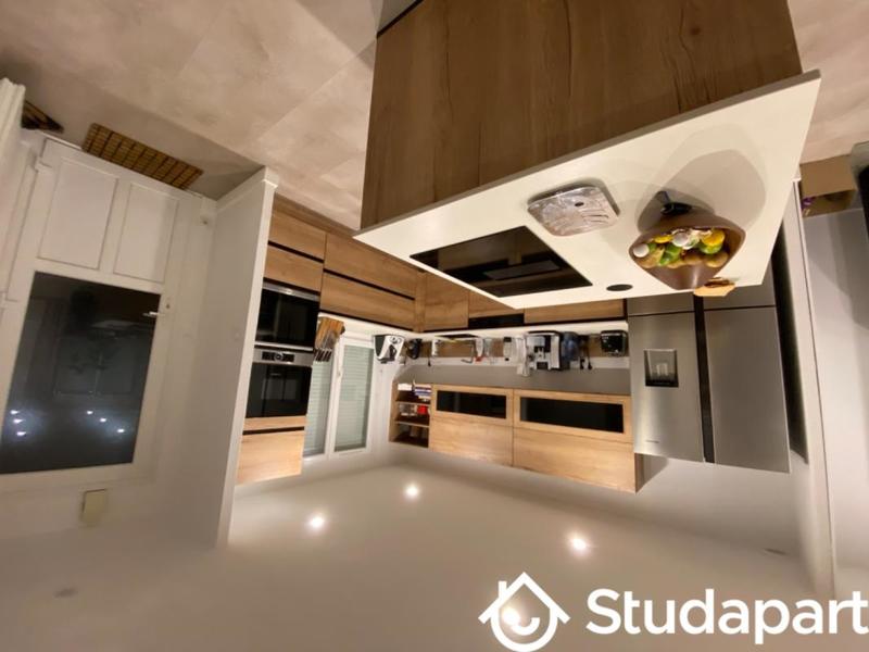 Chambre - 11 m² - 1 pièce