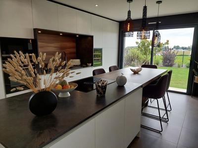 Maison - 193 m² - 6 pièces