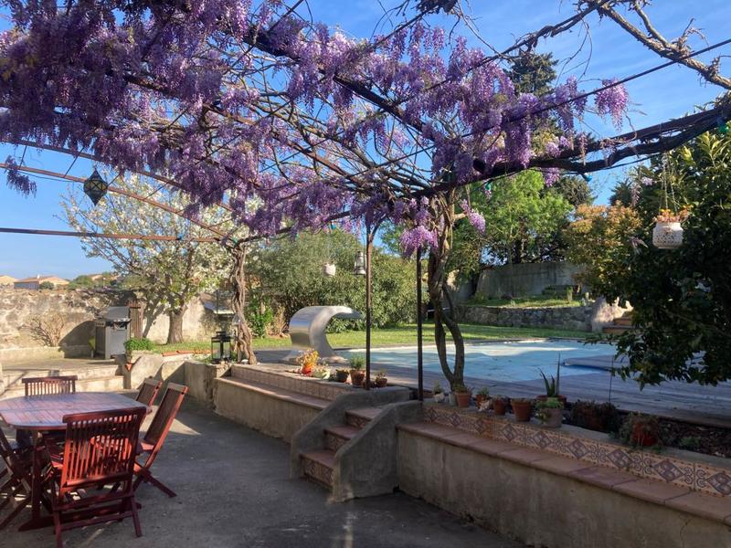 Maison - 200 m² - 7 pièces