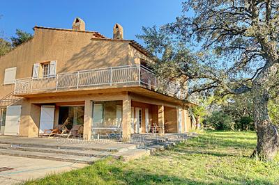 Villa - 150 m² - 7 pièces