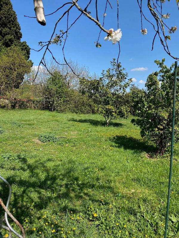 Terrain constructible - 800 m²