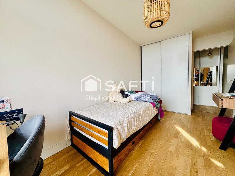 Appartement - 143 m² - 6 pièces