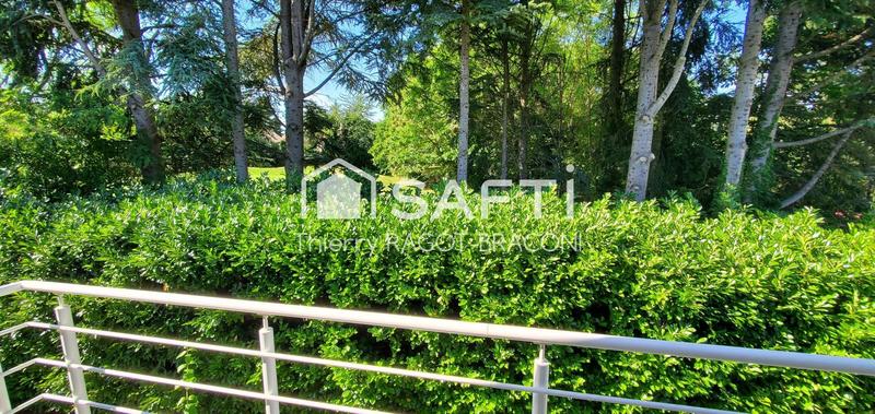 Maison - 155 m² - 8 pièces