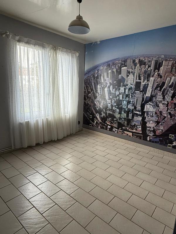 Maison - 266 m² - 7 pièces