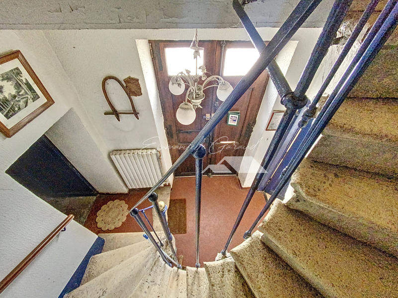 Maison - 98 m² - 5 pièces