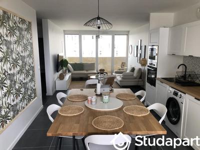 Chambre - 11 m² - 1 pièce