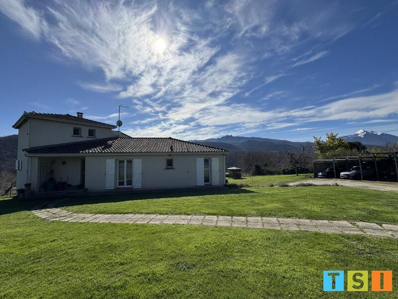 Maison - 158 m² - 6 pièces