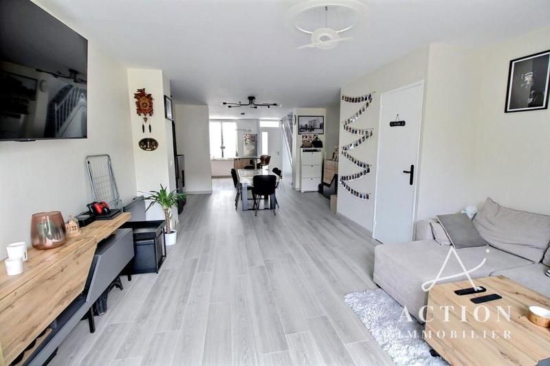 Maison - 92 m² - 4 pièces