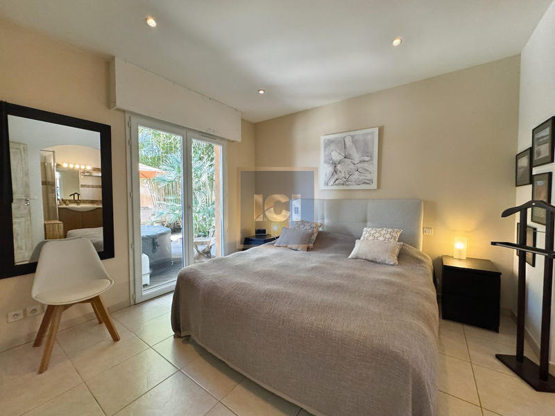 Villa - 181 m² - 4 pièces