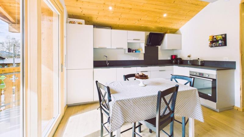 Appartement - 93 m² - 5 pièces