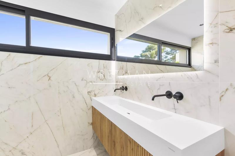 Maison jumelée - 280 m² - 5 pièces