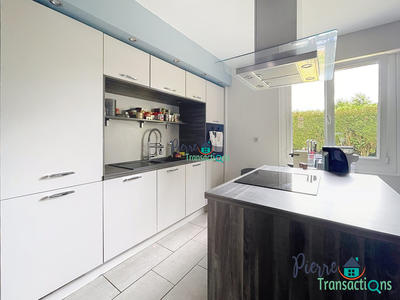 Maison - 200 m² - 5 pièces