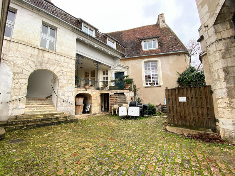 Appartement - 108 m² - 5 pièces