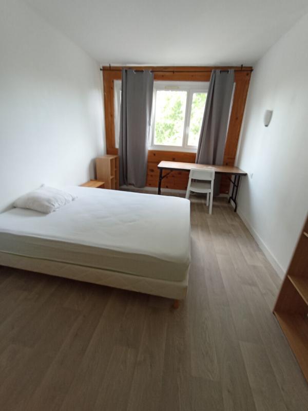 Appartement - 83 m² - 5 pièces