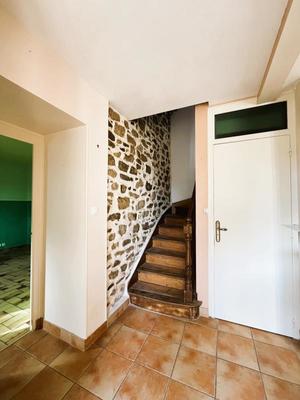 Maison - 102 m² - 4 pièces