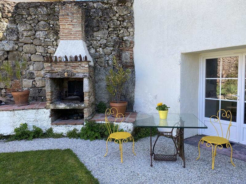 Maison - 382 m² - 10 pièces