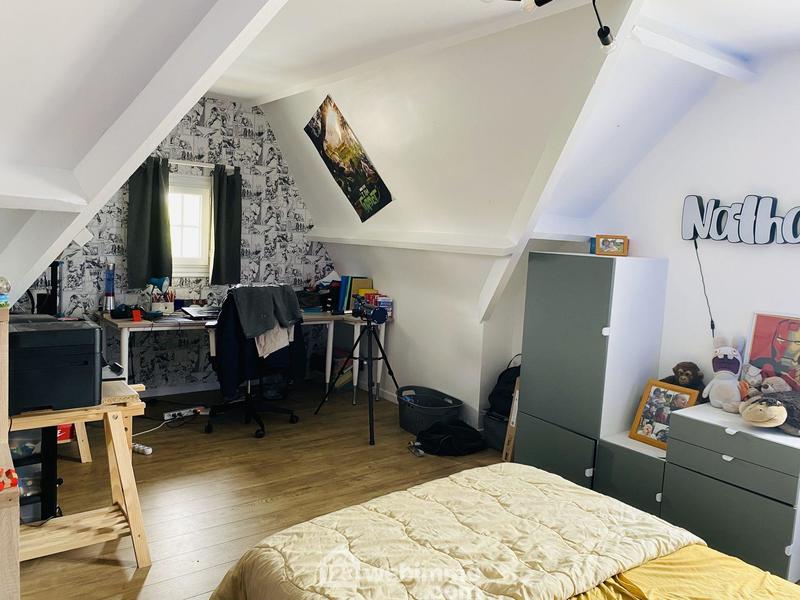 Maison - 113 m² - 8 pièces