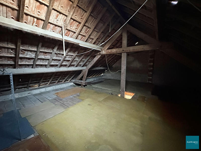 Maison - 85 m² - 5 pièces