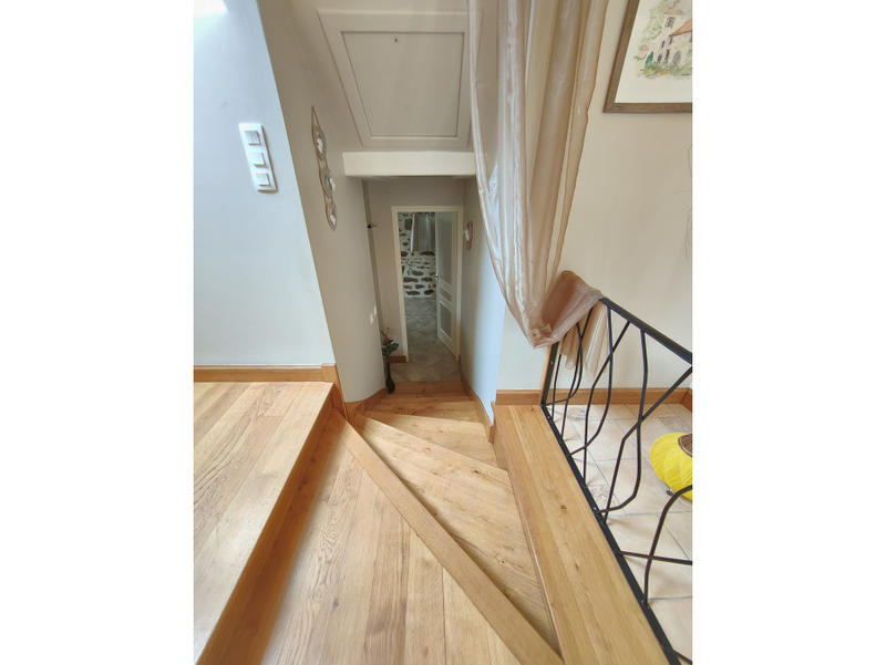 Maison - 228 m² - 7 pièces