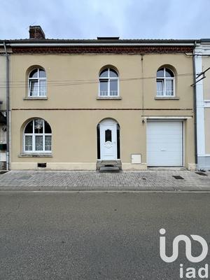Maison - 135 m² - 9 pièces