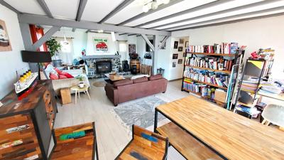 Maison - 195 m² - 6 pièces