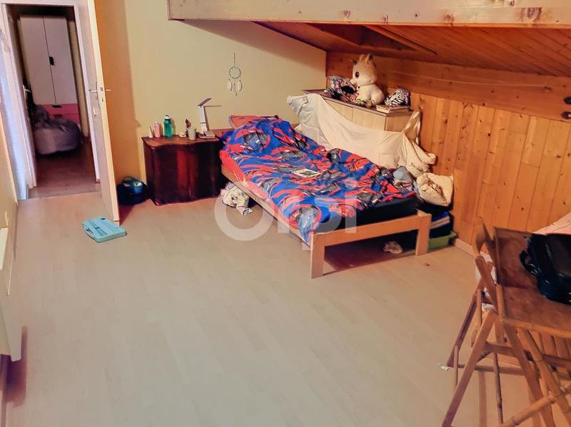 Appartement - 99 m² - 4 pièces