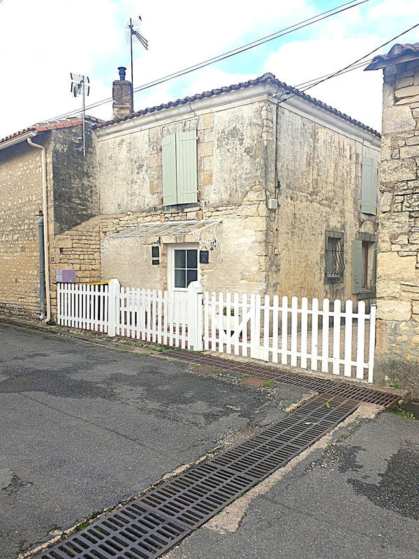 Maison - 80 m² - 4 pièces