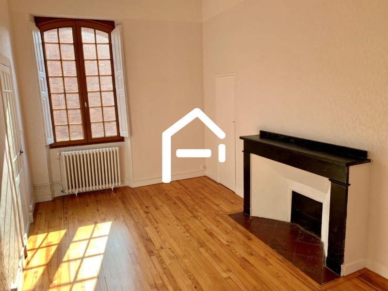 Appartement - 99 m² - 4 pièces