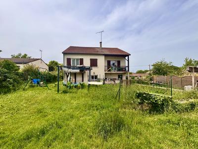 Maison - 189 m² - 7 pièces