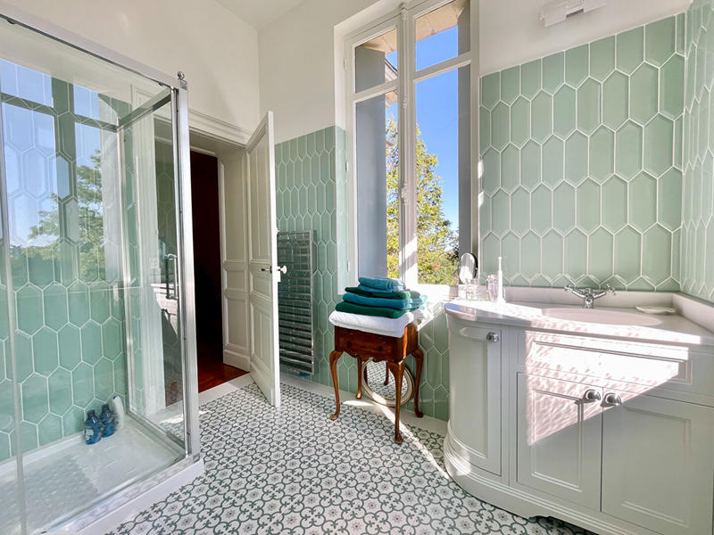 Demeure - 400 m² - 10 pièces