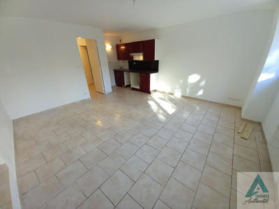 Appartement - 50 m² - 3 pièces