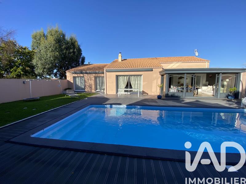 Maison - 163 m² - 7 pièces